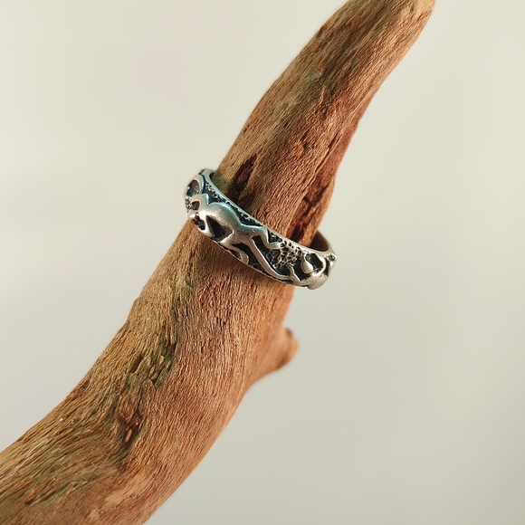 Vintage Native American Lizard Sterling Silver Band Ring Size 7.5 Stamped - Picture 1 of 6